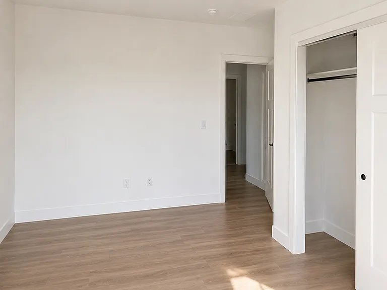 6306-6308 Decker Ln — Photo 14
