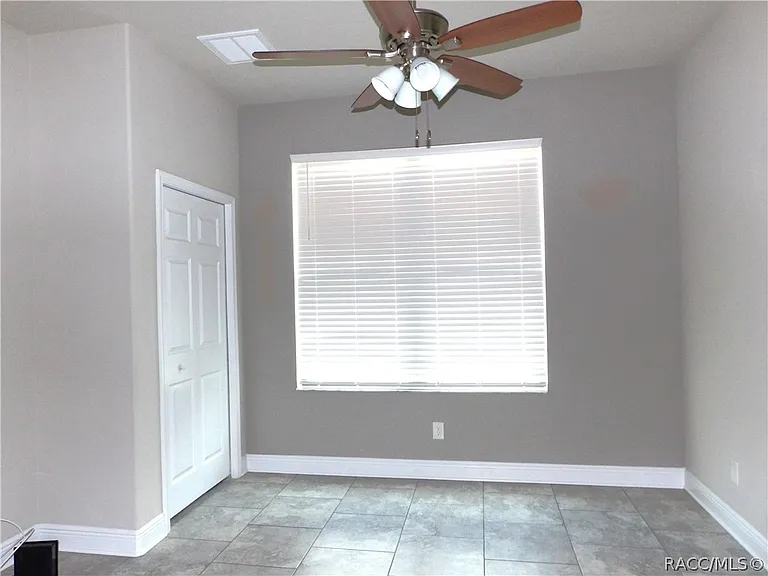 1597 W Caroline Path — Photo 6