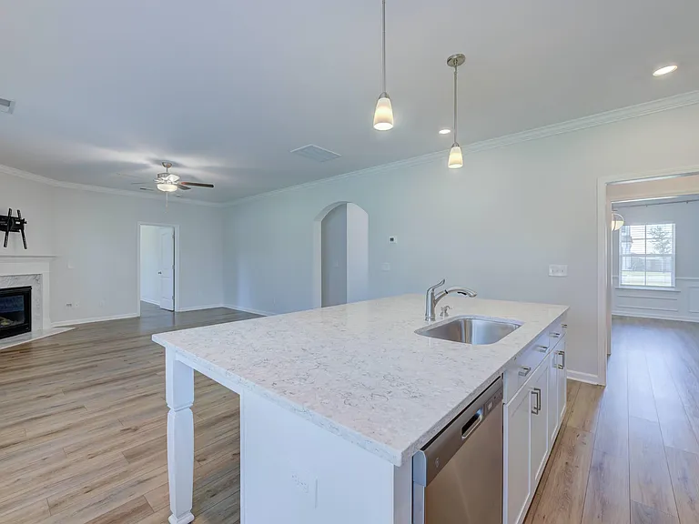 151 Brockway Dr — Photo 15