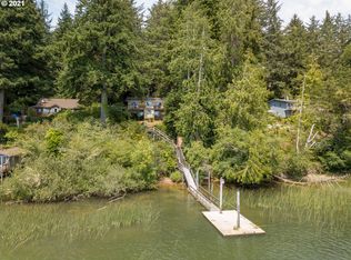 83223 Kendall Ln, Florence, OR 97439