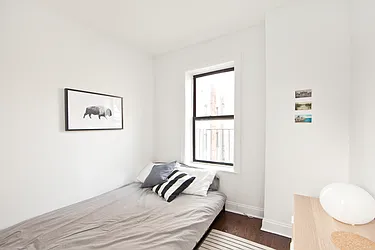 Rented by R New York