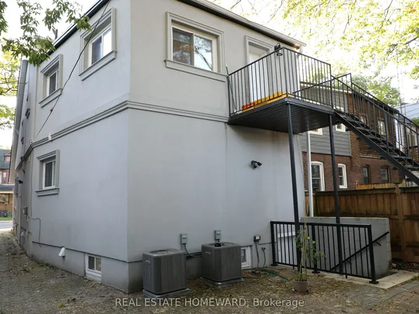 434 Victoria Park Ave, Toronto, ON M4E 3T2