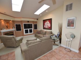 3107 Hickory Grv, New Albany, IN 47150