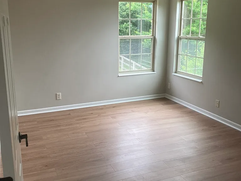 7299 Rolling Meadows Dr — Photo 17