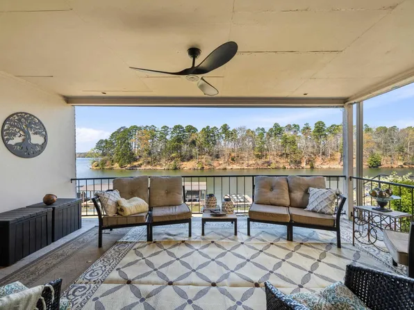 1222 Twin Points Rd, Hot Springs, AR 71913