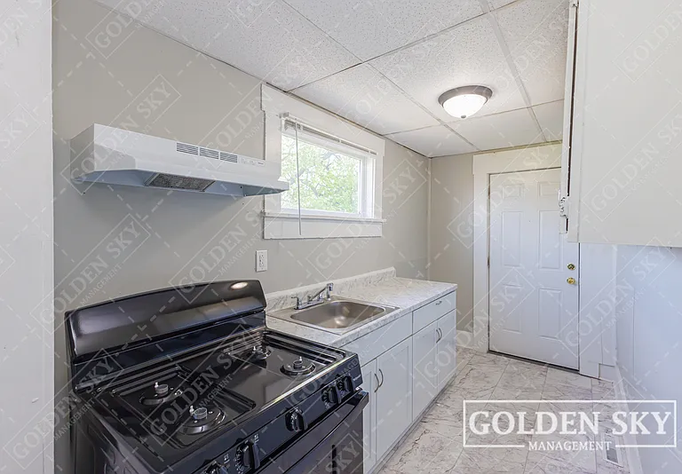 2207 S Walnut St #1 — Photo 9