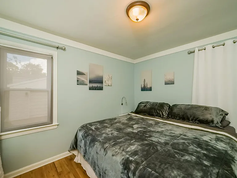 141 Girard Ave — Photo 18