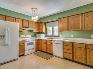 7120 Griswold Rd, Madison, OH 44057