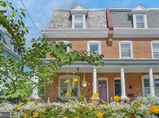 8219 Ardleigh St, Philadelphia, PA 19118