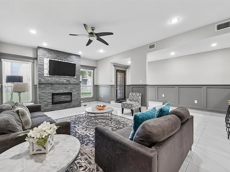11280 Braes Forest Dr #406 — Photo 5