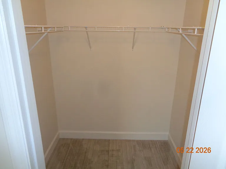 210 Woodhouse Ln — Photo 30