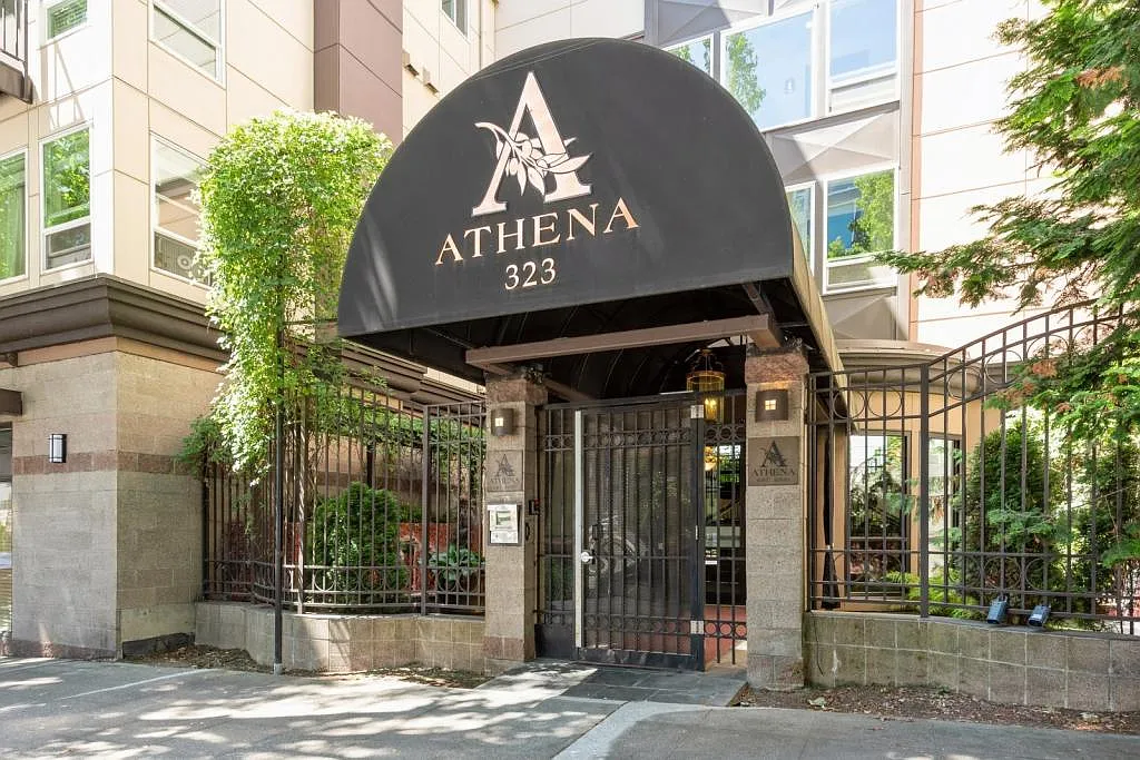 Athena - 1 bedroom — Photo 1