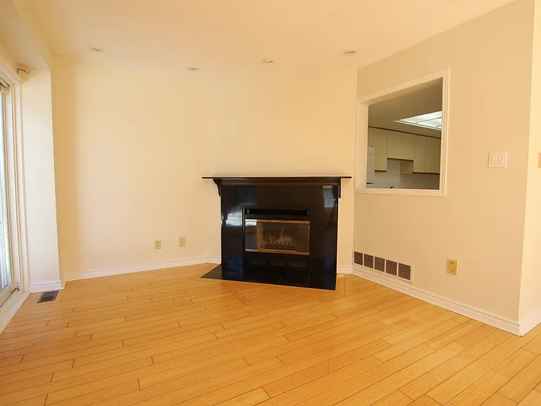 45 McGibbon Dr #45 — Photo 5