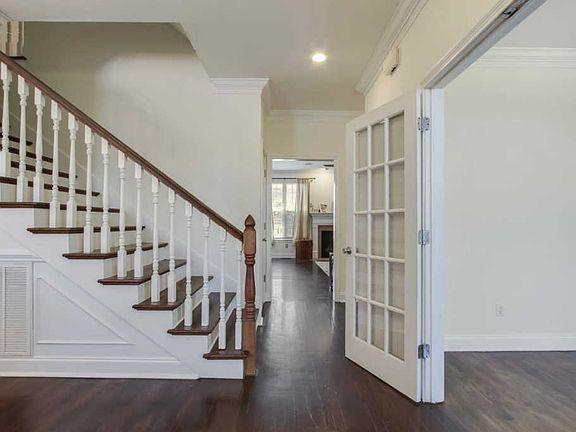 4th image of 1682 Meadow Chase Ln