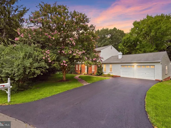 12348 Coleraine Ct, Reston, VA 20191