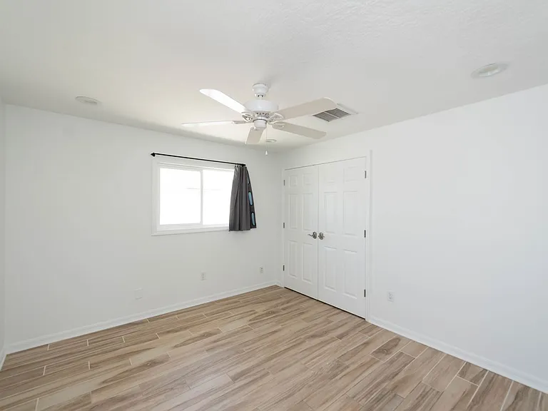 444 Finch Dr — Photo 57
