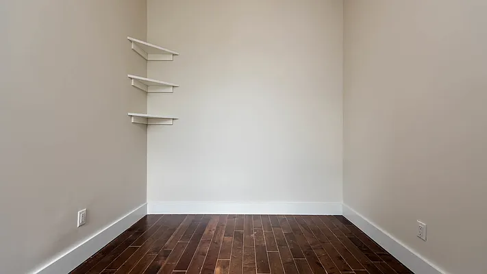 Rented by Nooklyn NYC LLC | media 35