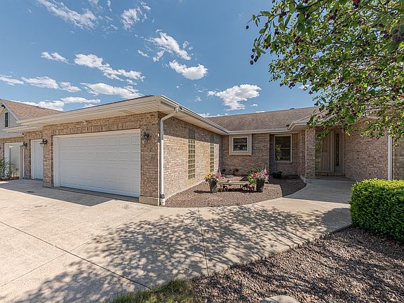 3rd image of 12047 W Heather Glen Ln