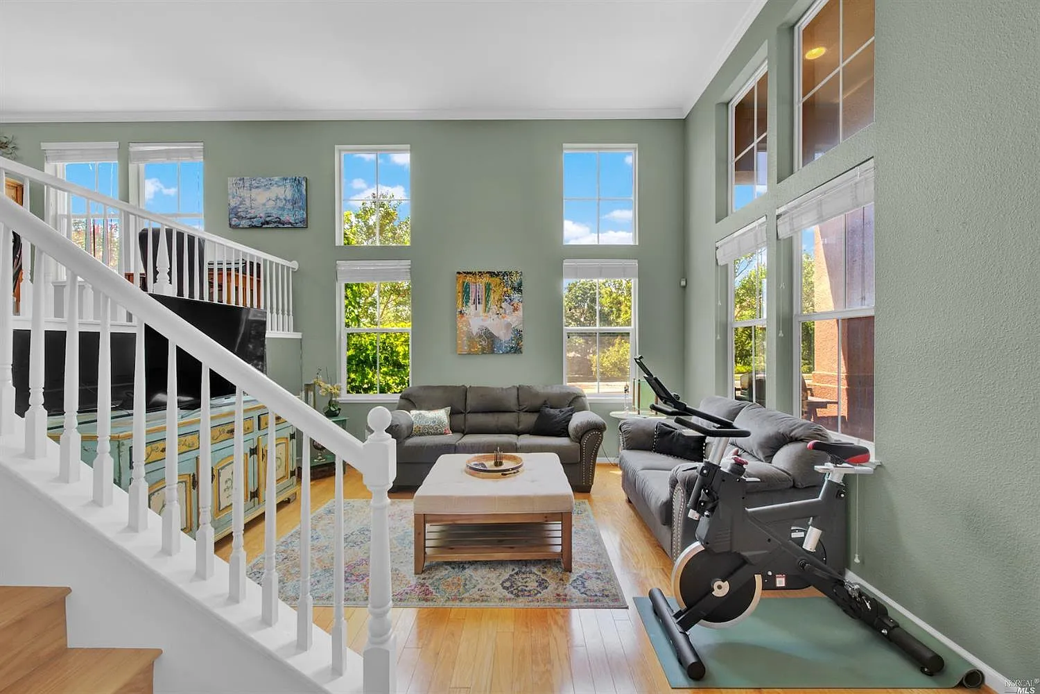 2704 Soho Ln photo 1