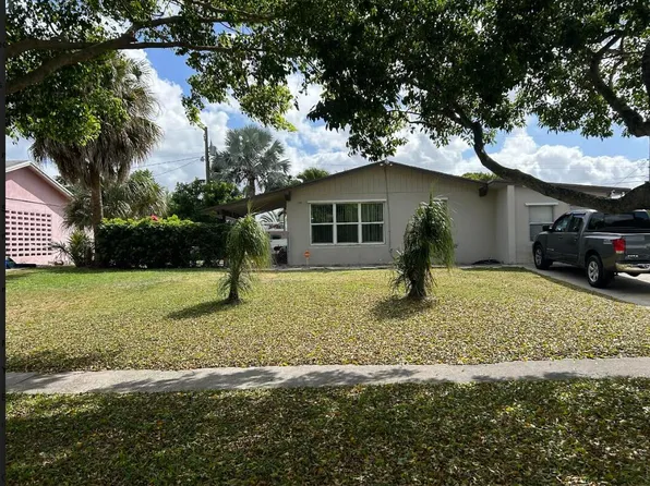 1646 43rd St Street, West Palm Beach, FL 33407