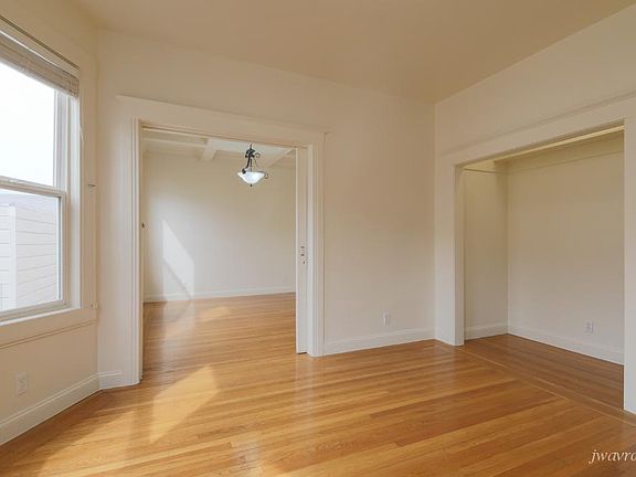 4th image of 1664 Larkin St #20A