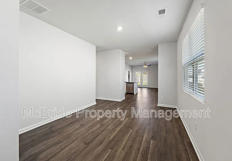 963 Raghorn Rd — Photo 4