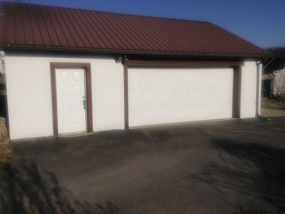 Garage Entry