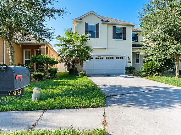 2nd image of 749 Briar View Dr
