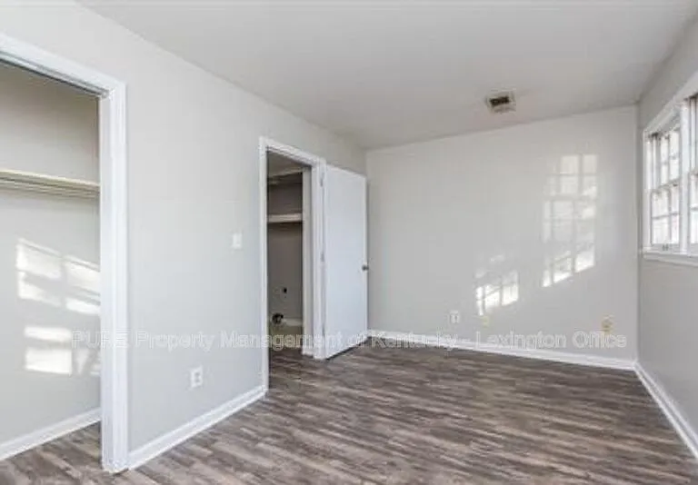 3736 Camelot Dr #A — Photo 12