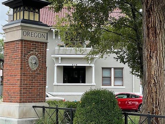 3rd image of 308 S Patterson Blvd