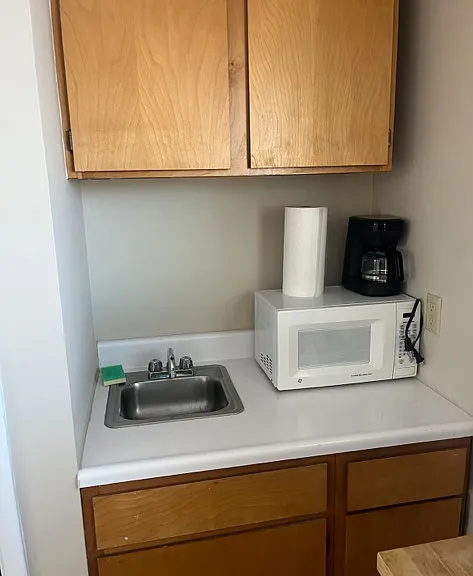 390 Riverfront Dr #3 — Photo 9