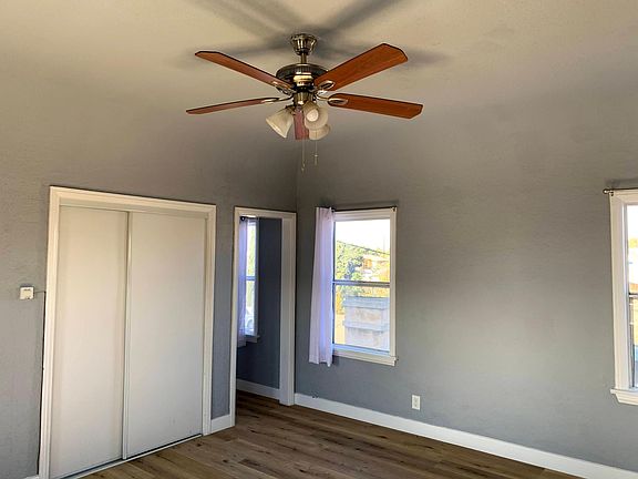4th image of 3978 La Salle Ave #1/4