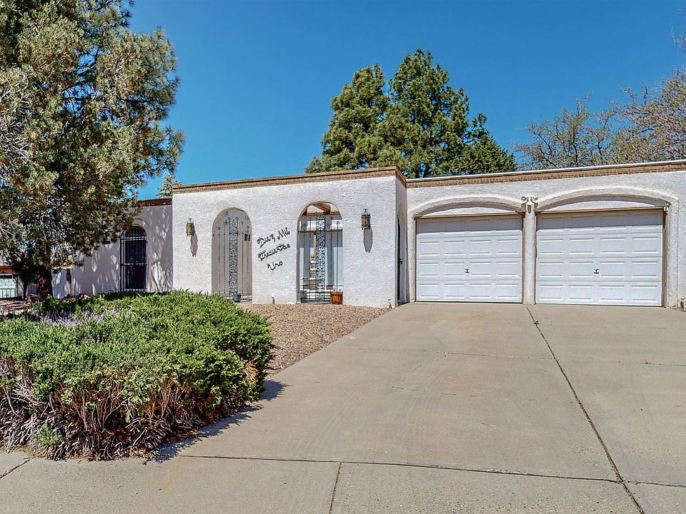 1st image of 10301 Theresa Pl NE