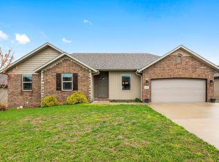 1648 N Old Castle Rd, Nixa, MO 65714