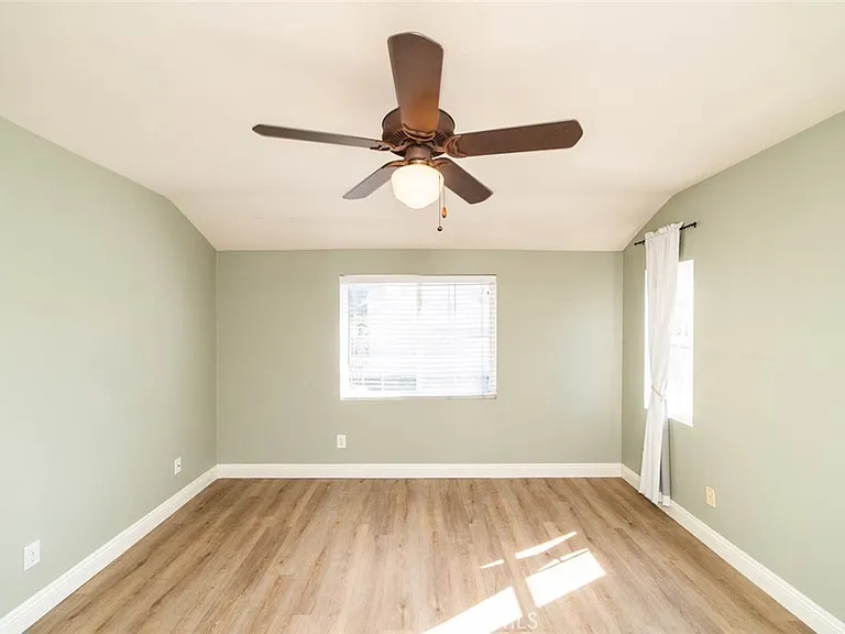 149 Trellis Ln — Photo 16