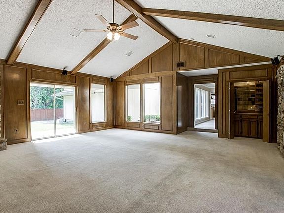 4th image of 9126 Branch Hollow Dr