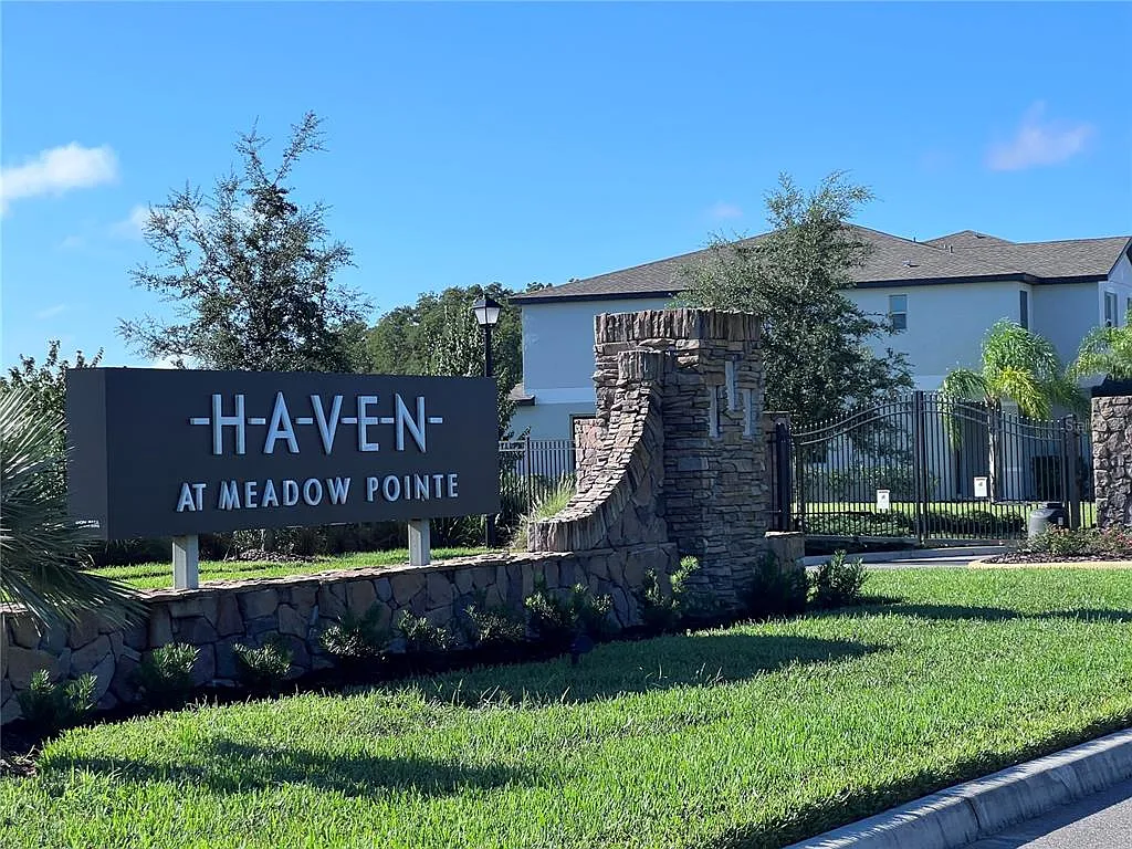 2 bed, 2.5 bath, 1541 sqft, $2,375 — Photo 2