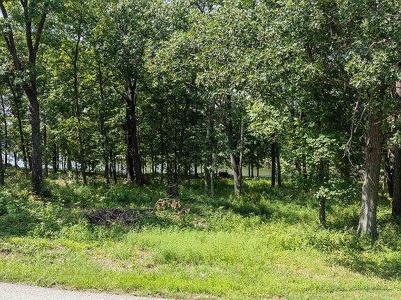 3rd image of 1040 S Fork Ln
