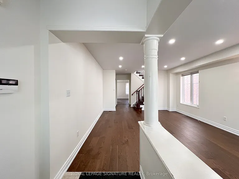 99 Tansley Cres — Photo 3