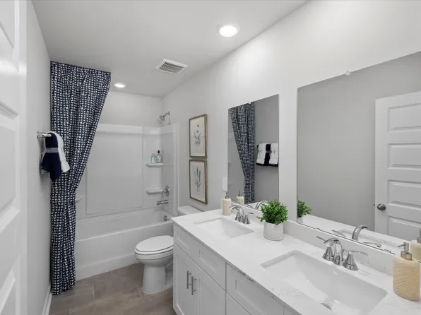 Lennon Plan, Avalon Place - Classic Series