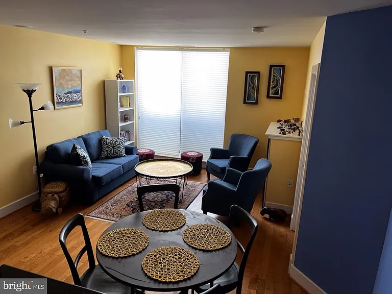 1200 N Hartford St #507 — Photo 4