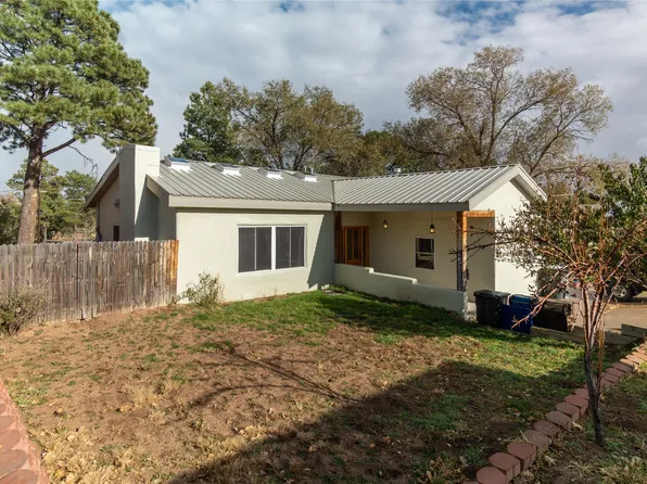 818 43rd St Unit B, Los Alamos, NM 87544