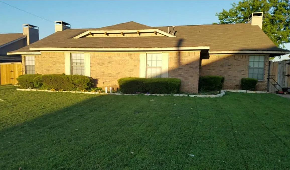1710 Carrington Dr — Photo 1