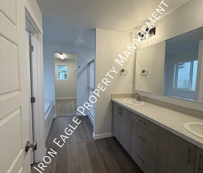 8332 E Presley Ct — Photo 12