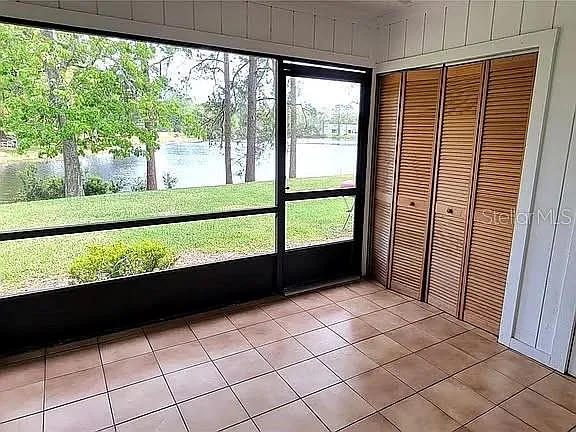 48 Kings Colony Ct #48 — Photo 10