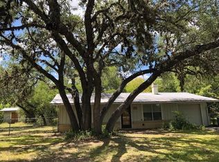 221 Felps Dr, Blanco, TX 78606