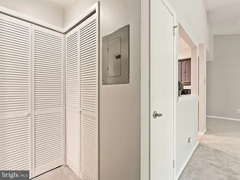 303 Trinity Ct #11 — Photo 22