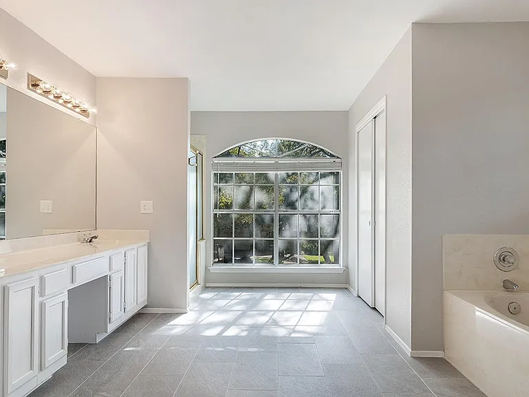13206 Tamayo Dr — Photo 15