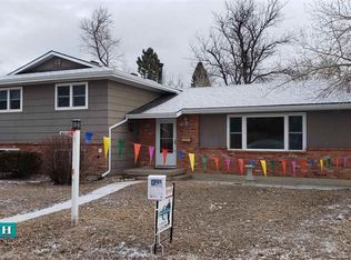 65 Valley Dr, Casper, WY 82604