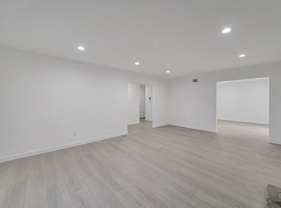 5th image of 16722 Goldenwest St APT 1